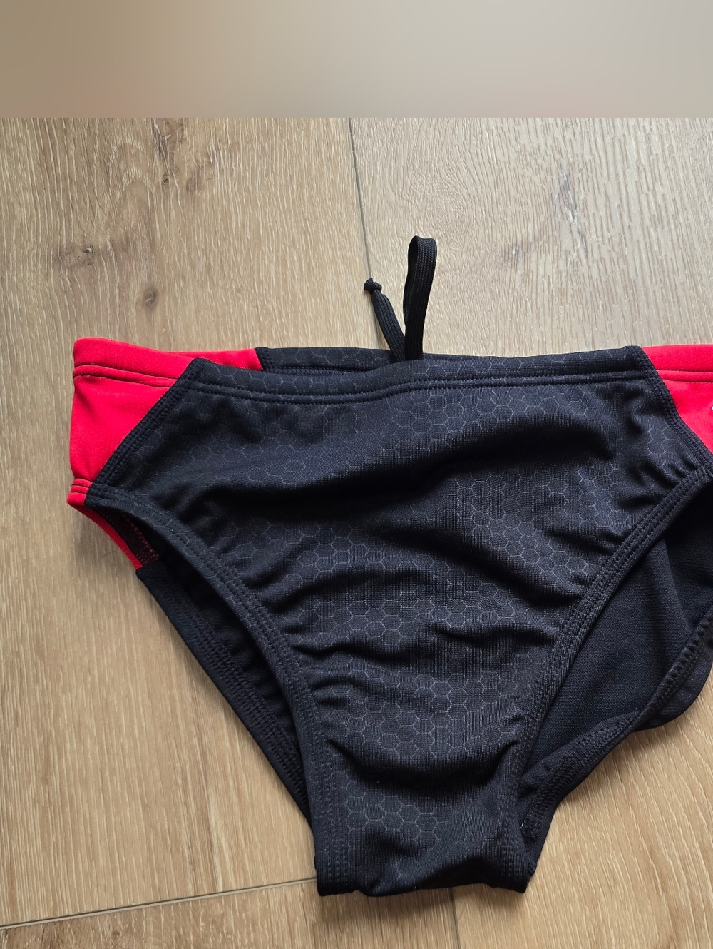 Tyr Men's Hexa Blade Racer Brief Swimsuit Size 32